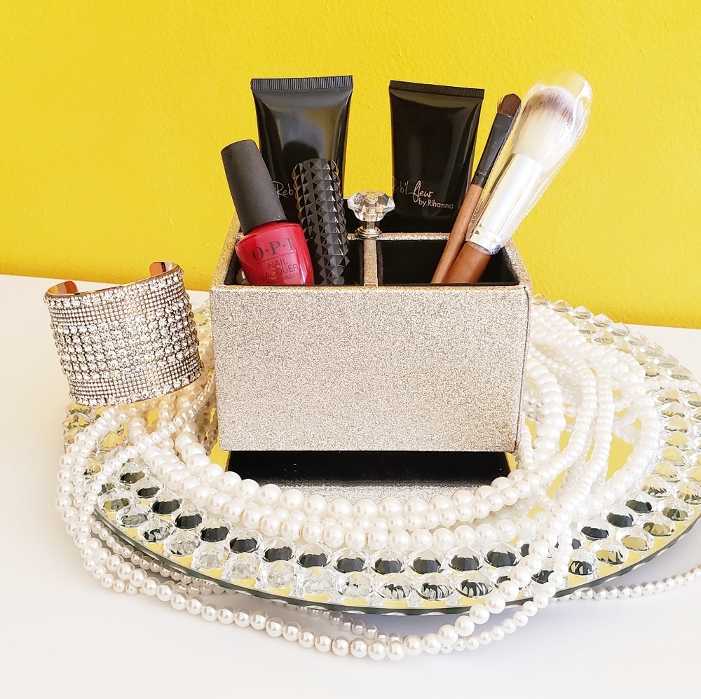 bebe Rotating Makeup Organiz…